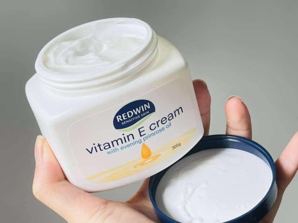 Kem dưỡng Ẩm sáng domain authority vitamin e redwin Úc g