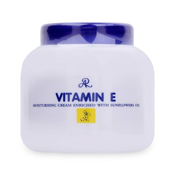 Review về kem dưỡng ẩm vitamin e aron có tốt không